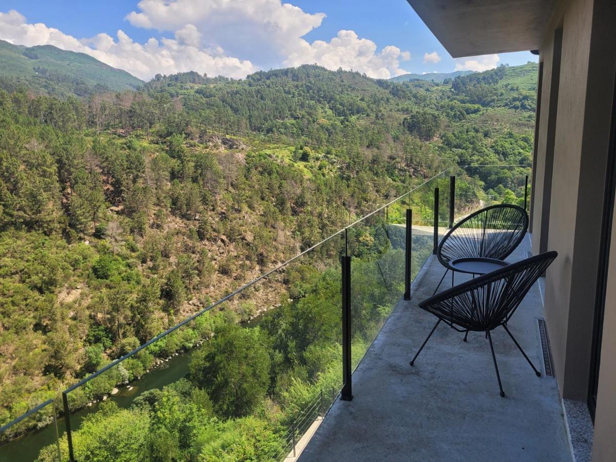 Infinity Houses Ponte da Barca Luaran gambar