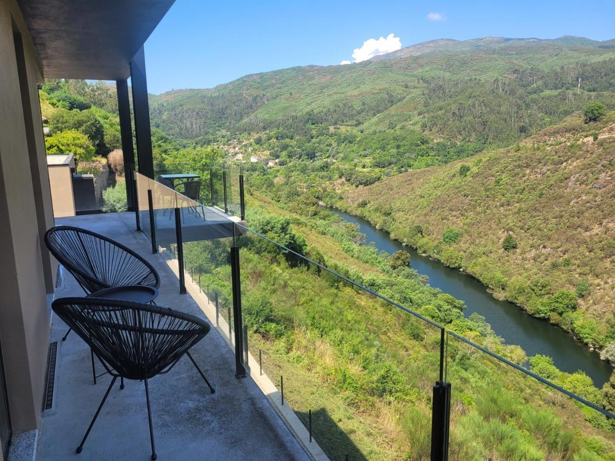 Infinity Houses Ponte da Barca Luaran gambar